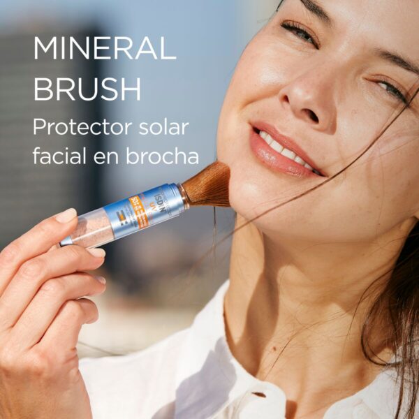 ISDIN - UV Mineral Brush FPS50 - Image 2